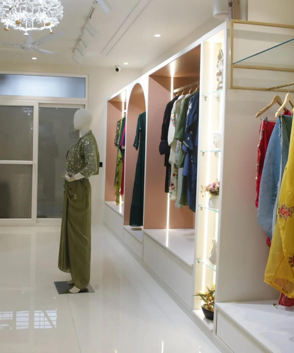 SAYACHI FASHION HOUSE (6)